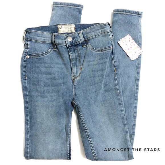 Free People Long & Lean Light Wash Denim Jeans - Picture 4 of 7